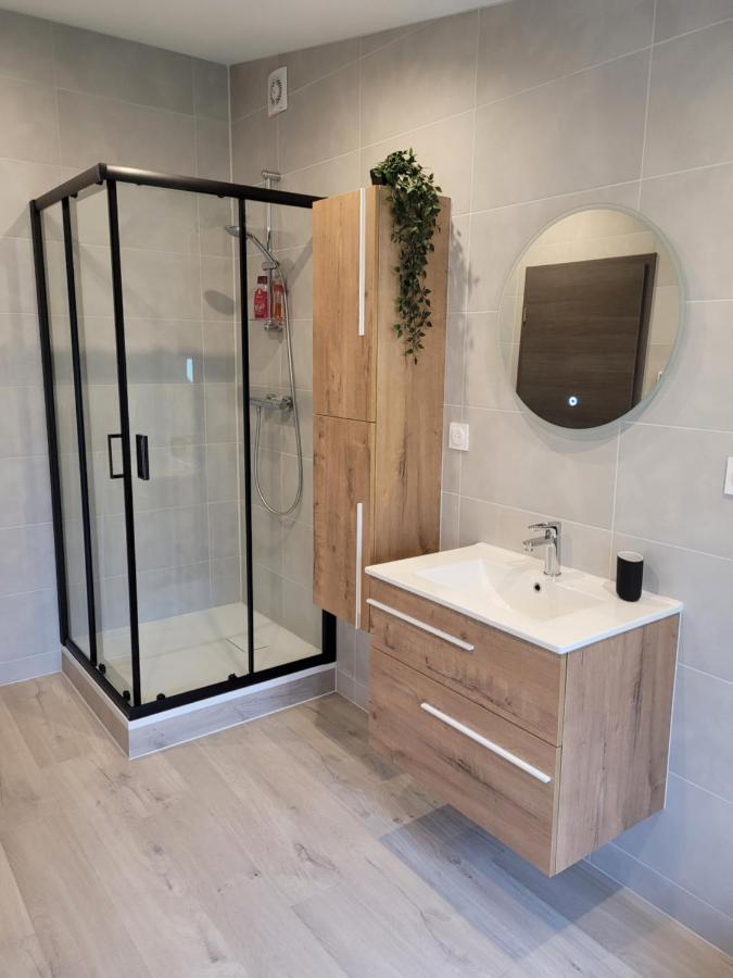 Il Vialetto , Appartement Milano , Spacieux, Tout Confort, Au Calme Jeumont Eksteriør billede