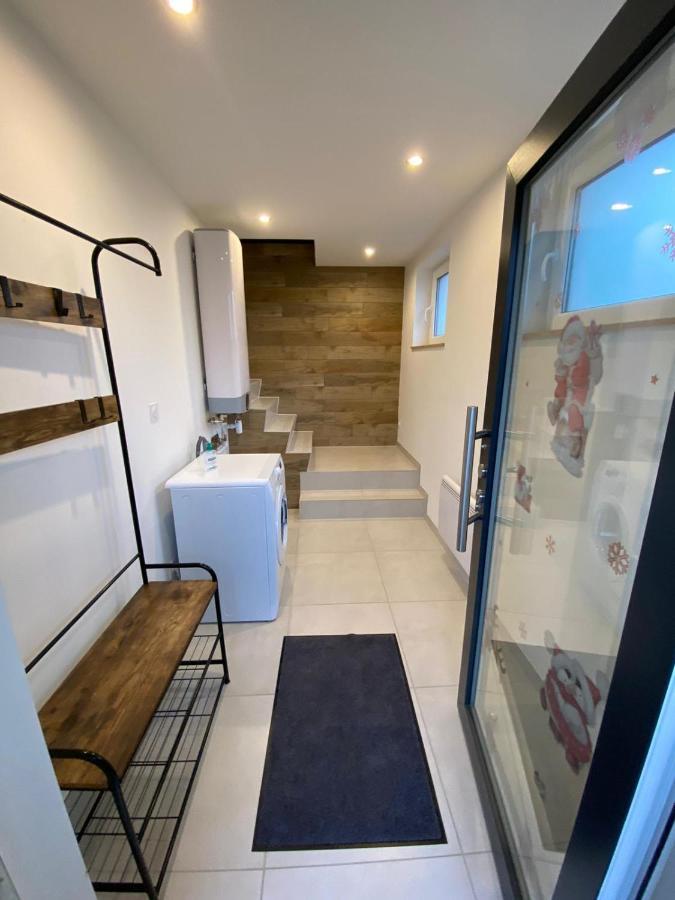 Il Vialetto , Appartement Milano , Spacieux, Tout Confort, Au Calme Jeumont Eksteriør billede